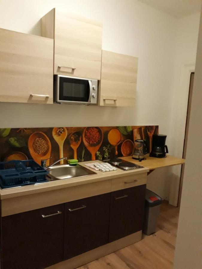 Astoria Central Appartement 10 Minutes To Downtown Vienna Exterior photo